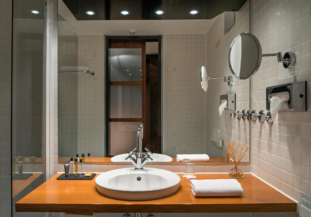 Zeller-Hotel+Restaurant Kahl am Main Экстерьер фото